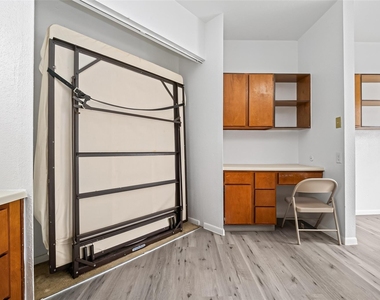 7901 Cambridge Street - Photo Thumbnail 19
