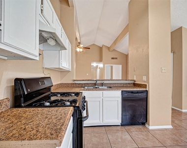 3010 Becket Street - Photo Thumbnail 10