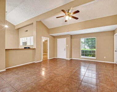3010 Becket Street - Photo Thumbnail 5