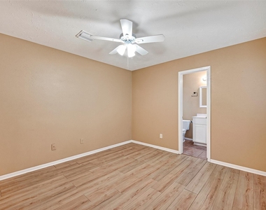 3010 Becket Street - Photo Thumbnail 17
