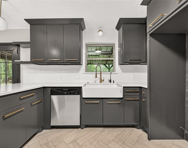 19563 Loafers Lane - Photo Thumbnail 17