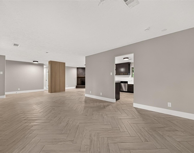 19563 Loafers Lane - Photo Thumbnail 10