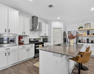 12812 Tokenhouse Lane - Photo Thumbnail 2