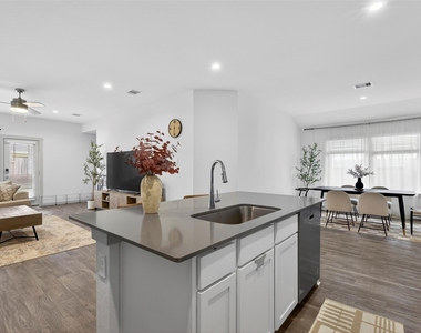12812 Tokenhouse Lane - Photo Thumbnail 11