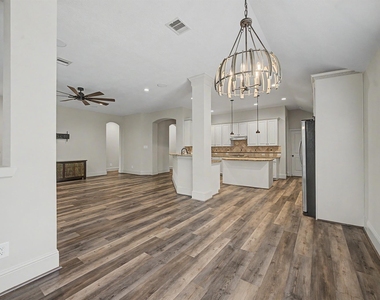 31032 Sunfall Trail Lane - Photo Thumbnail 12