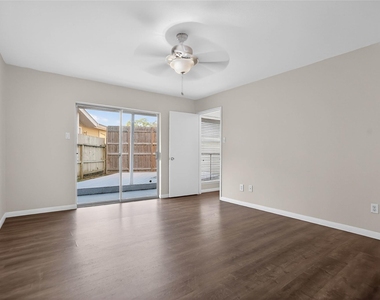 88 Lakeview Village - Photo Thumbnail 29