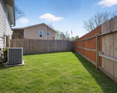 88 Lakeview Village - Photo Thumbnail 42