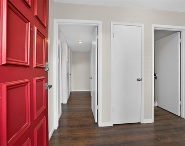 88 Lakeview Village - Photo Thumbnail 13