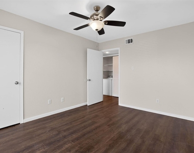 88 Lakeview Village - Photo Thumbnail 33