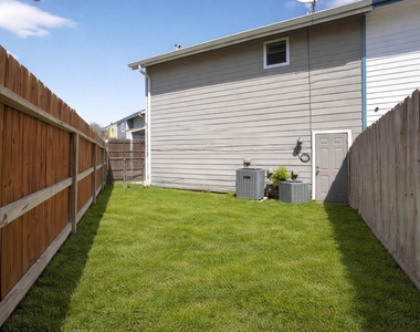88 Lakeview Village - Photo Thumbnail 43