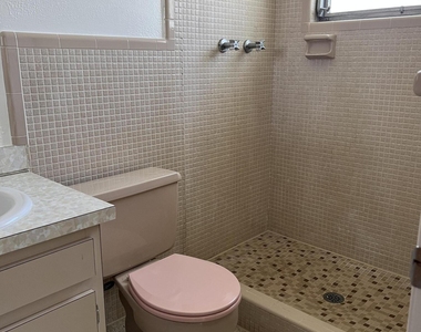 2643 Cherrywood Lane - Photo Thumbnail 18