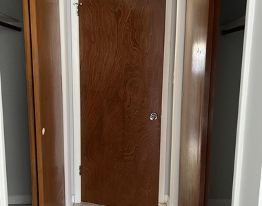 2643 Cherrywood Lane - Photo Thumbnail 15