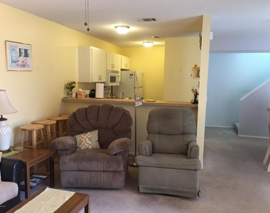 1011 Abada Court Ne - Photo Thumbnail 5