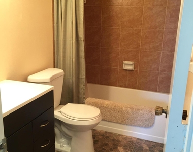 1011 Abada Court Ne - Photo Thumbnail 12