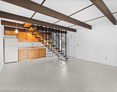 4616 Overlook Drive Ne - Photo Thumbnail 8