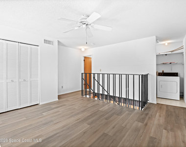 4616 Overlook Drive Ne - Photo Thumbnail 10