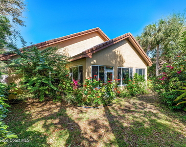 117 Caledonia Drive - Photo Thumbnail 8