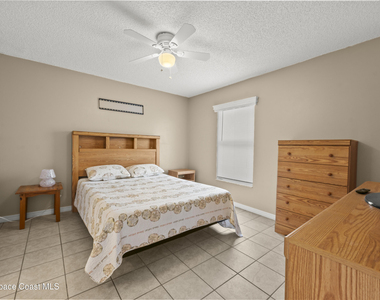 3219 Hainsworth Avenue Se - Photo Thumbnail 12