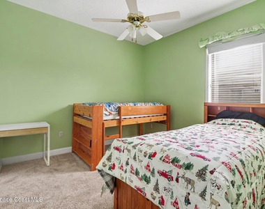 694 Palmer Way - Photo Thumbnail 10