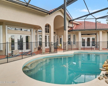 694 Palmer Way - Photo Thumbnail 1