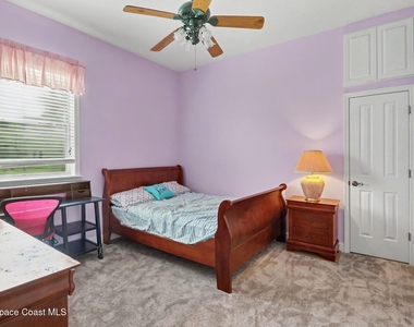 694 Palmer Way - Photo Thumbnail 13