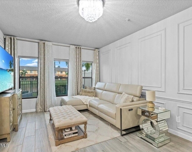 1320 Lara Circle - Photo Thumbnail 28