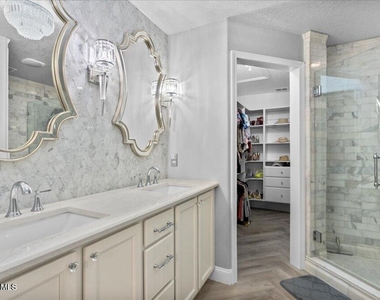 1320 Lara Circle - Photo Thumbnail 31