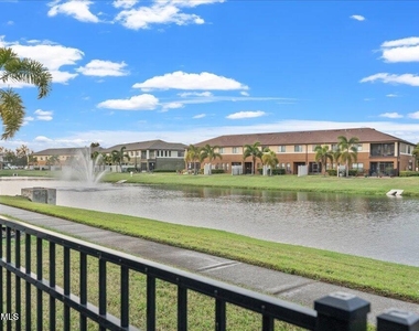 1320 Lara Circle - Photo Thumbnail 19
