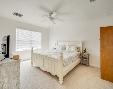 1075 Trinity Street - Photo Thumbnail 22