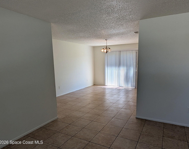 1257 Nw Lamplighter Drive Nw - Photo Thumbnail 2