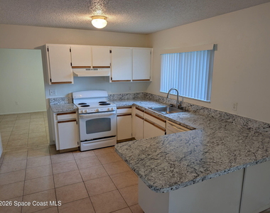 1257 Nw Lamplighter Drive Nw - Photo Thumbnail 10