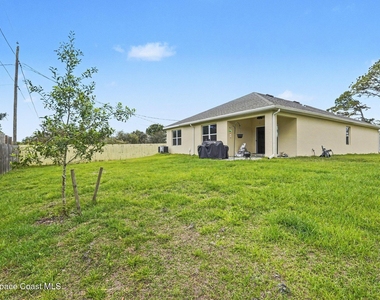 1563 Leeward Avenue Se - Photo Thumbnail 25
