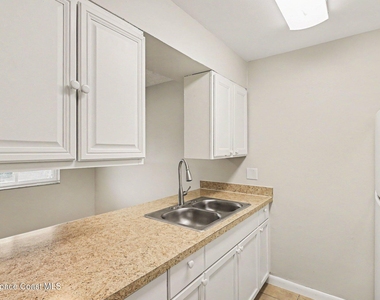 1580 South Street - Photo Thumbnail 9
