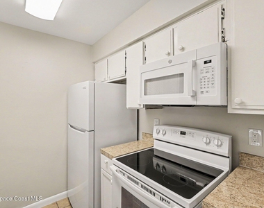 1580 South Street - Photo Thumbnail 8