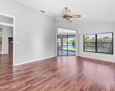 3643 Bluefield Avenue - Photo Thumbnail 19