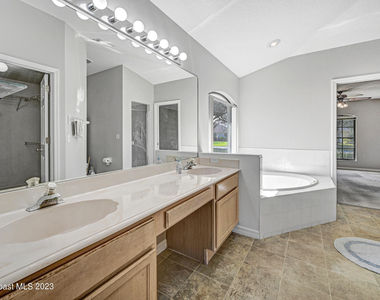 3643 Bluefield Avenue - Photo Thumbnail 20