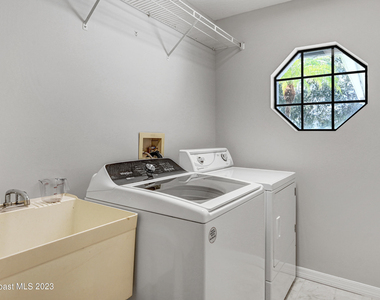 3643 Bluefield Avenue - Photo Thumbnail 29