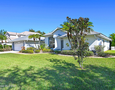 3643 Bluefield Avenue - Photo Thumbnail 39