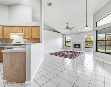 3643 Bluefield Avenue - Photo Thumbnail 13
