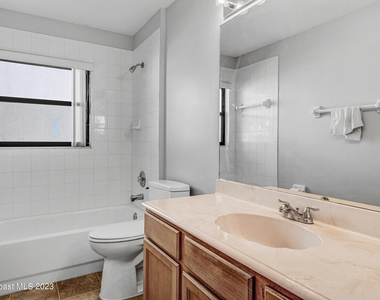 3643 Bluefield Avenue - Photo Thumbnail 27