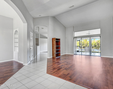 3643 Bluefield Avenue - Photo Thumbnail 8