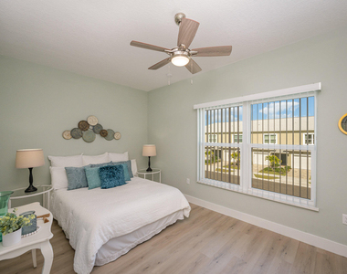 870 Paddleboard Court - Photo Thumbnail 14