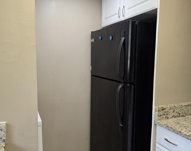 3135 Shady Dell Lane - Photo Thumbnail 19