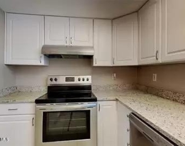 3135 Shady Dell Lane - Photo Thumbnail 18