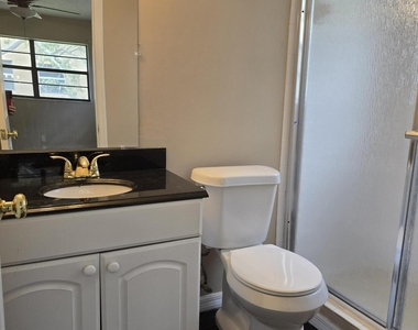 3135 Shady Dell Lane - Photo Thumbnail 27