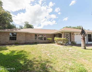 1236 Buffing Circle Se - Photo Thumbnail 7