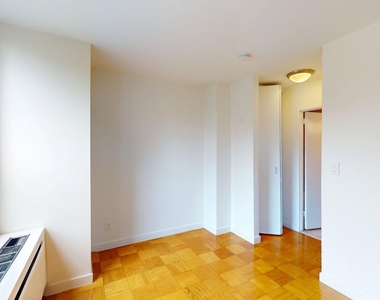 247 West 87th Street #7C - Photo Thumbnail 1