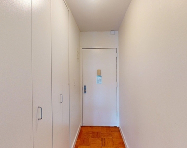 247 West 87th Street #7C - Photo Thumbnail 2