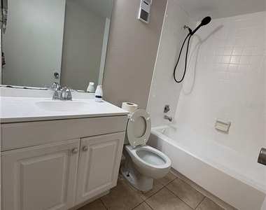 140 Orchid Woods Court - Photo Thumbnail 8