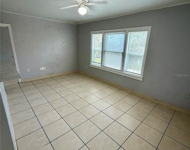 827 Paris Avenue S - Photo Thumbnail 3